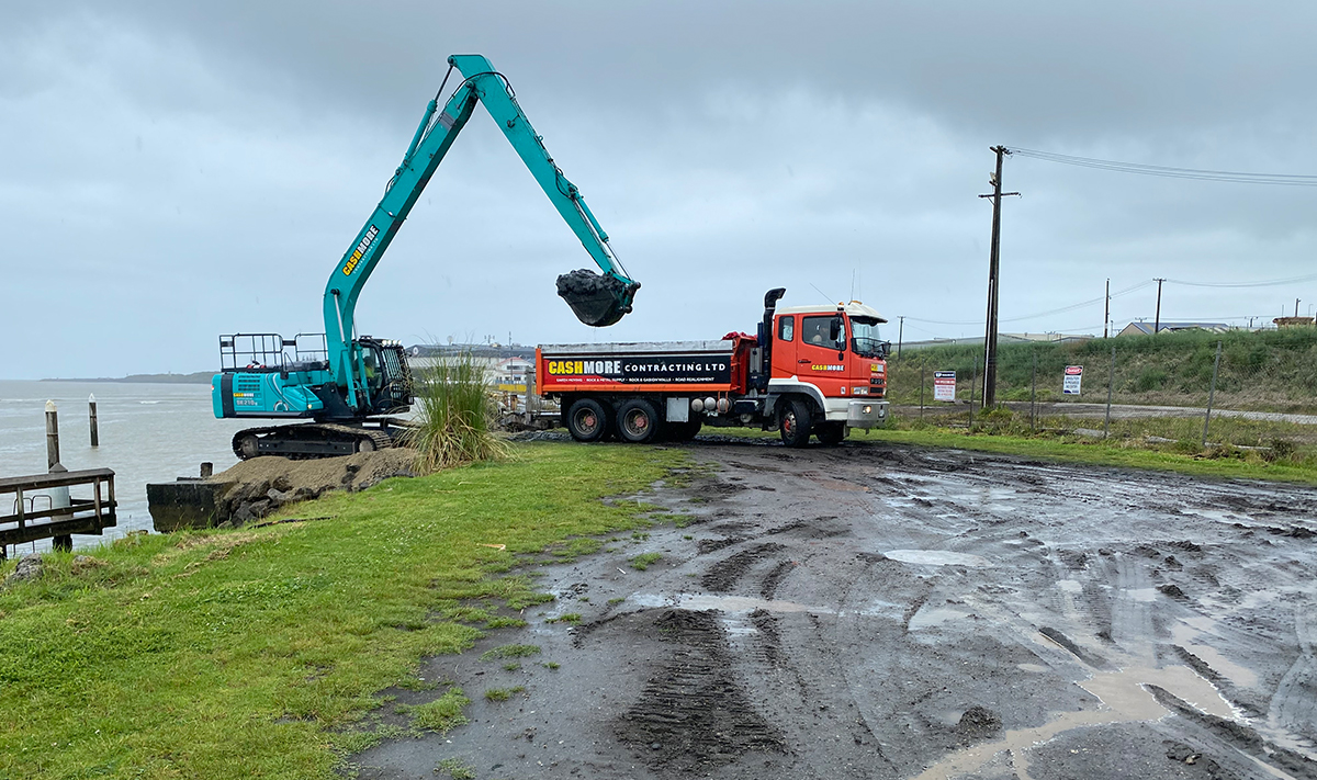 Whanganui Port - Te Pūwaha - Emergency Dredging